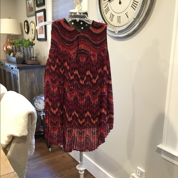 Tank top - Picture 2 of 2